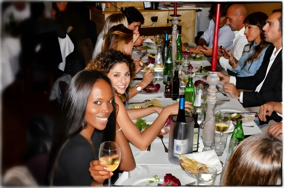 Ospiti a cena al Target Restaurant